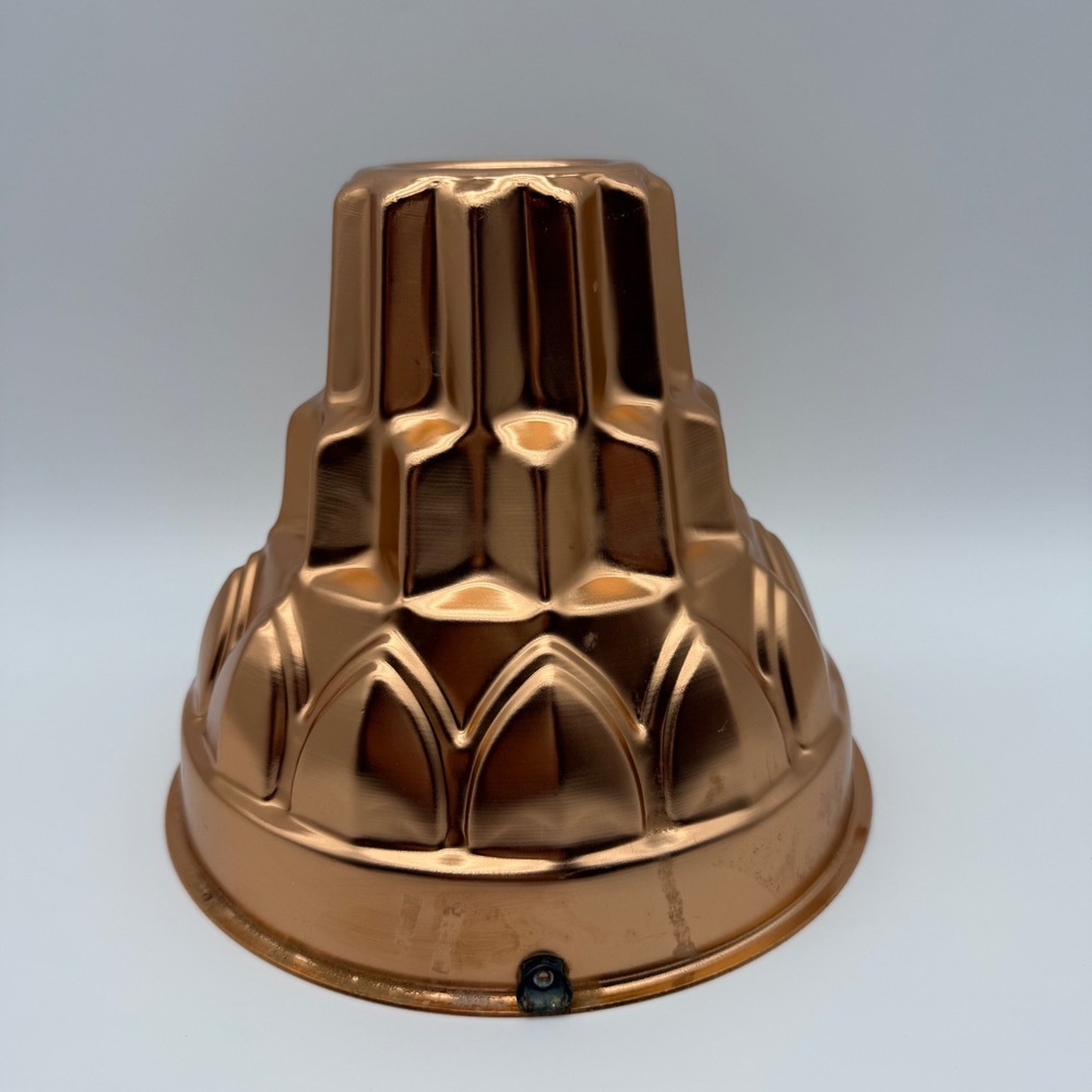 Vintage Copper Tone Aluminum Bundt Cake Pan Mold Fluted 9" Kitchen Decor